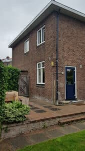 Nieuwe kozijnen op gevel